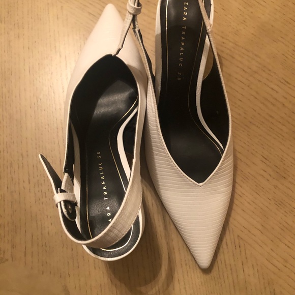 Zara animal print sling backs. BRAND NEW W/O tag - Picture 3 of 7